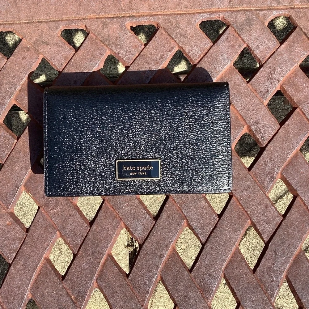 NWT Kate Spade Katy Black Textured Leather Bifold Wallet